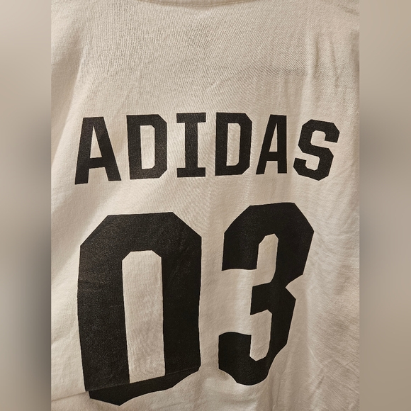 Adidas T- shirt - Picture 2 of 5